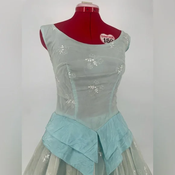 Light Blue 1950s-1960s Fit & Flare Party Dress W/ Bow Back & Embroidered Chiffon - Picture 6 of 16